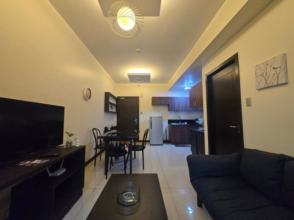 **FOR RENT | THE MAGNOLIA RESIDENCES – TOWER B** - photo 3