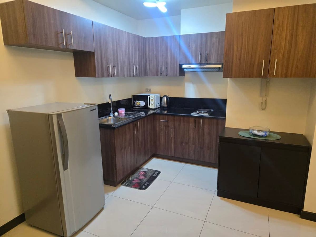 **FOR RENT | THE MAGNOLIA RESIDENCES – TOWER B** - photo 4