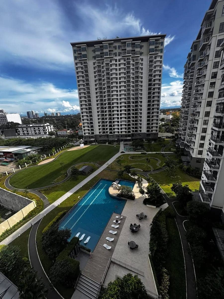 VIENTO AT CERCA ALABANG - photo 1