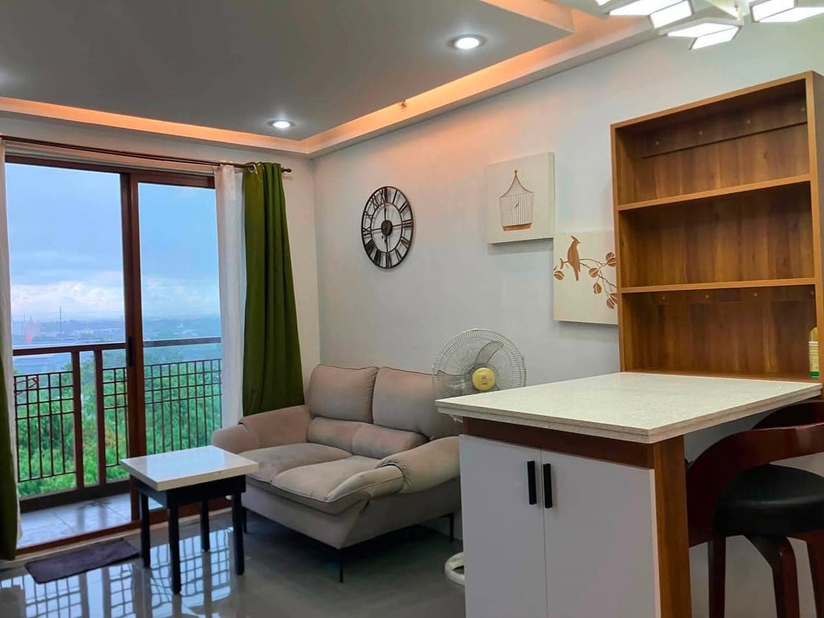 1Bed 1Bath Apartment/Condo for Rent - photo 2
