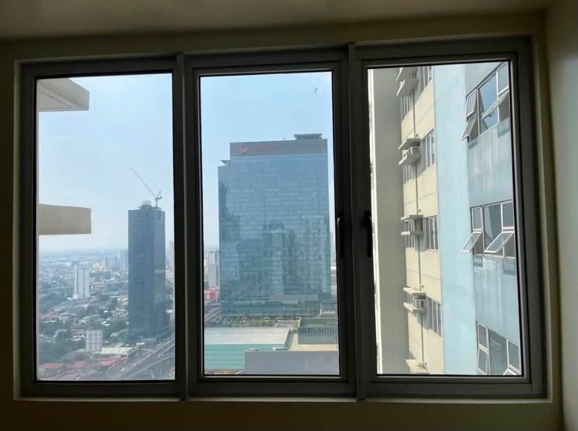 Avida Towers Sola unfurnished 1br unit for rent - photo 4