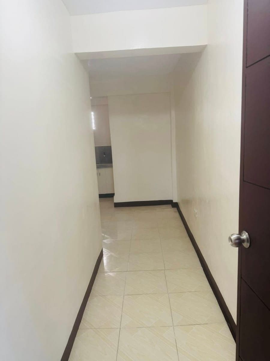 Cozy 1 Bedroom for Rent in Alabang Muntinlupa - 6k/month - photo 3