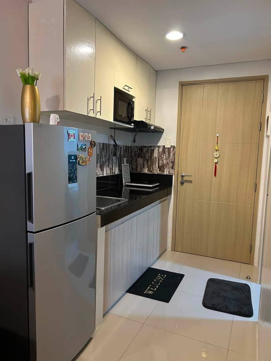 CONDO FOR RENT ‼️ - photo 2