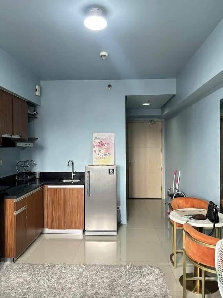 FOR RENT: Studio unit Furnished🌿 - photo 1