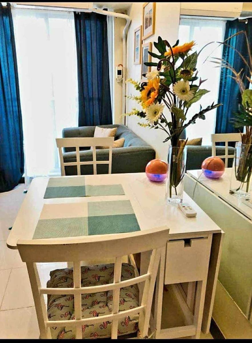 FOR RENT: Zinnia Towers 1BR loft type bed - photo 5