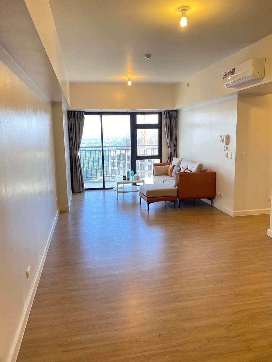 High Park T2 - 2BR FOR LEASE - photo 2