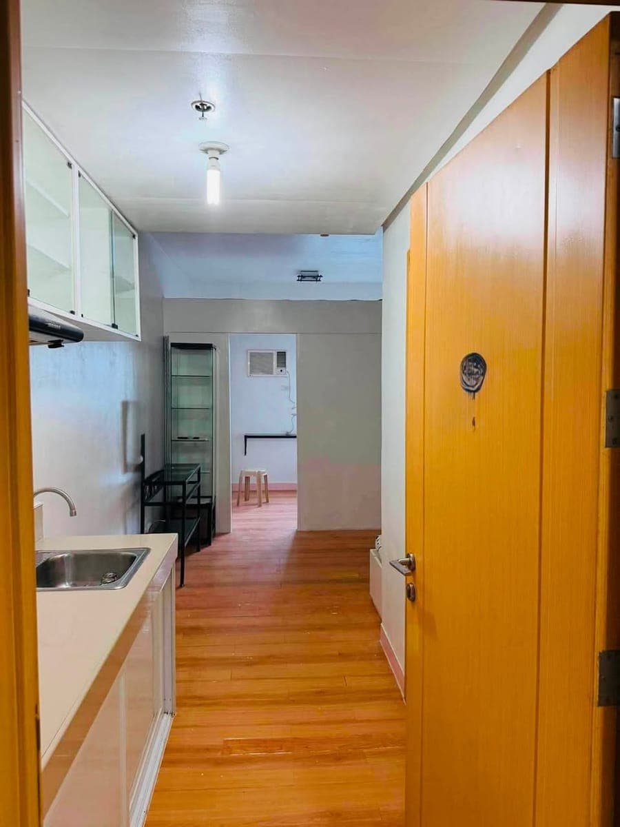 FOR RENT — 1-BEDROOM SEMI-FURNISHED CONDO - photo 1