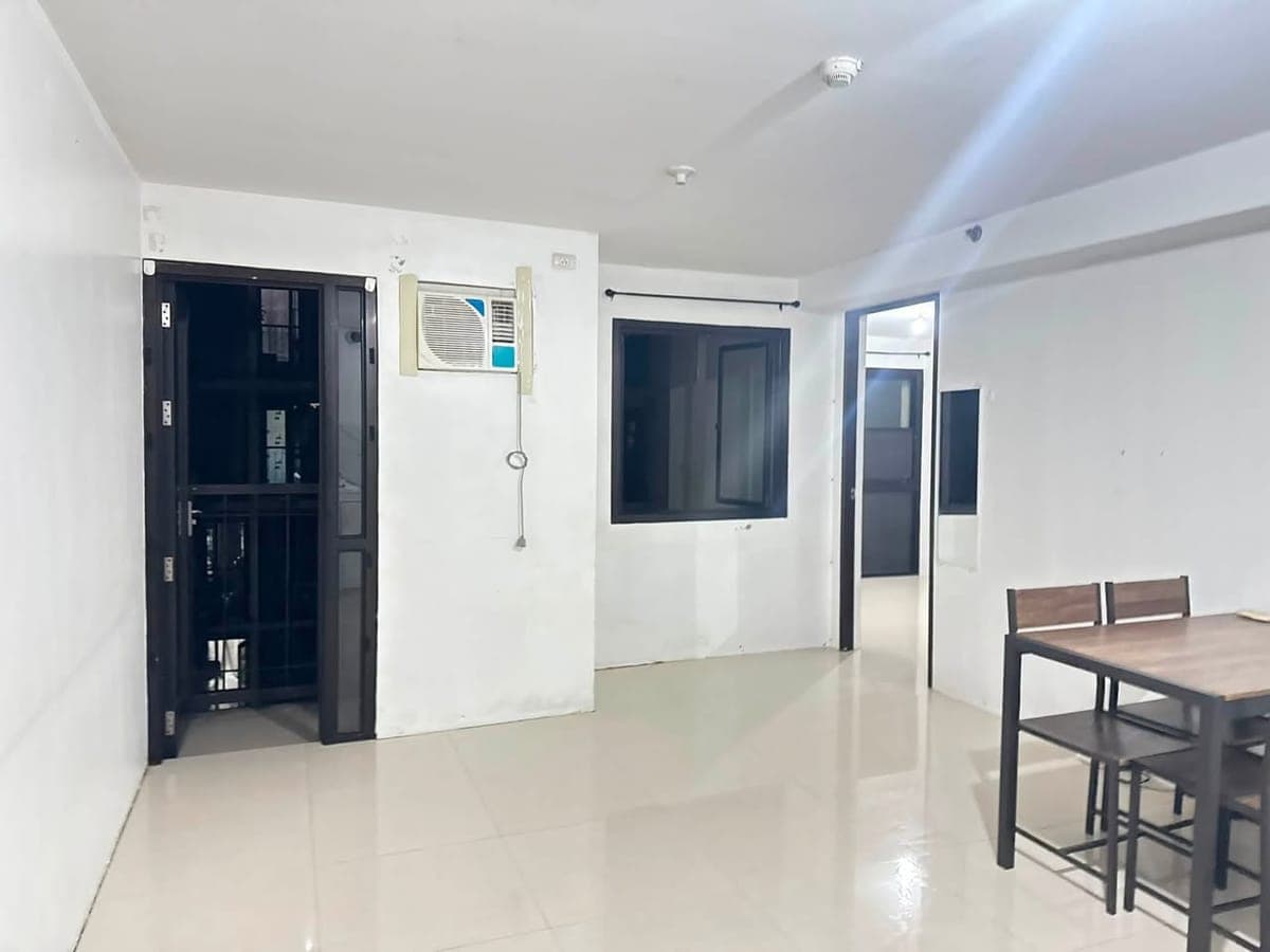 Pet friendly unit at The Avenue Residences - photo 3