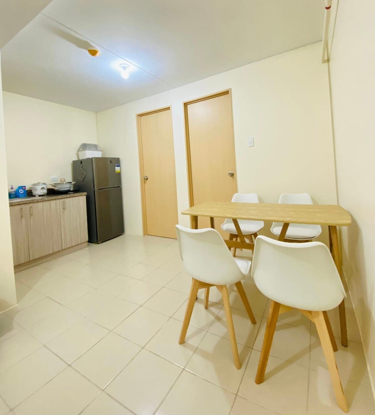 📣 Looking for 1 FEMALE TENANT - only P4,800 per month per pax (shared bedroom w/ 2 current tenants) - photo 12