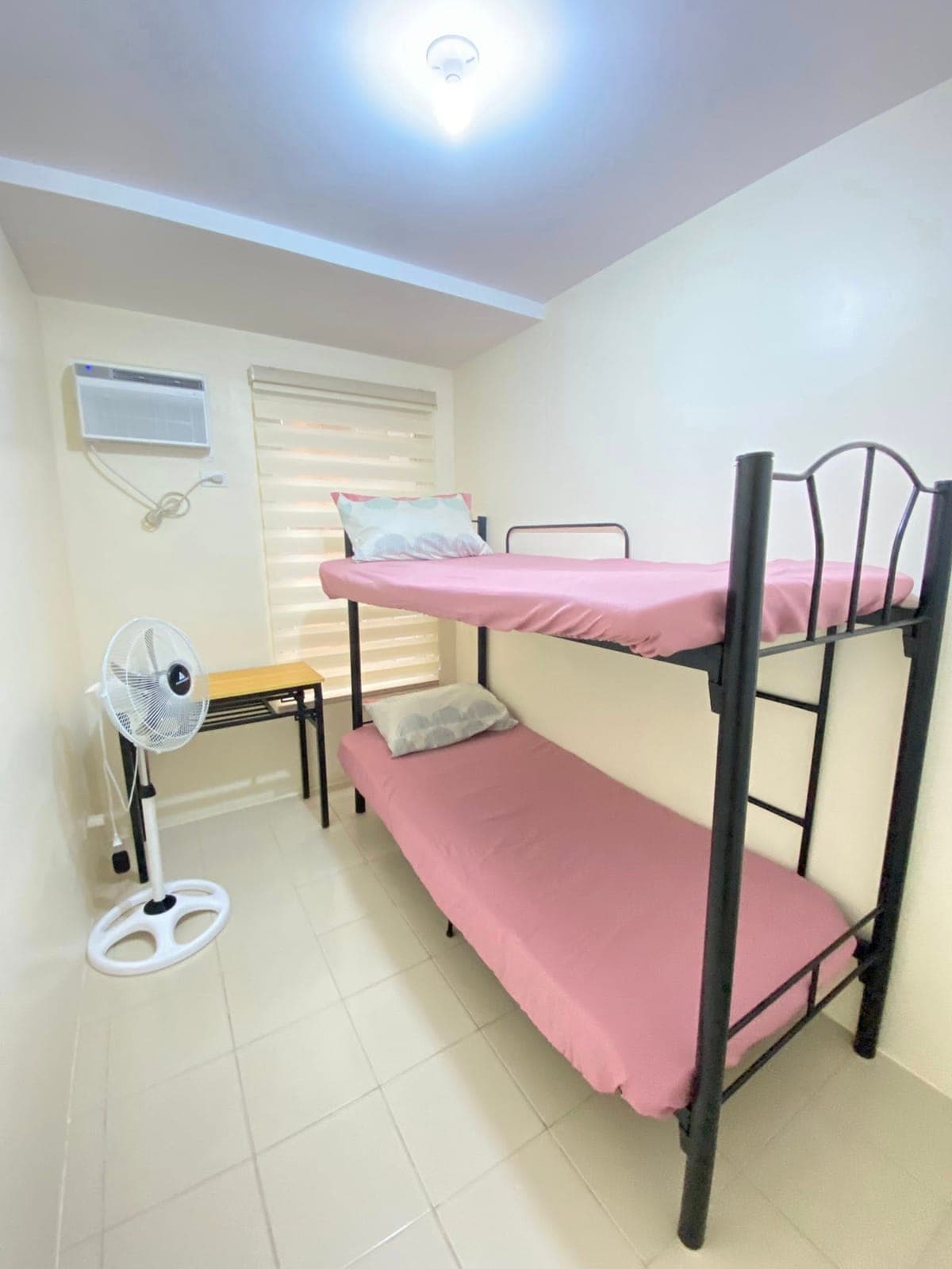 📣 Looking for 1 FEMALE TENANT - only P4,800 per month per pax (shared bedroom w/ 2 current tenants) - photo 13