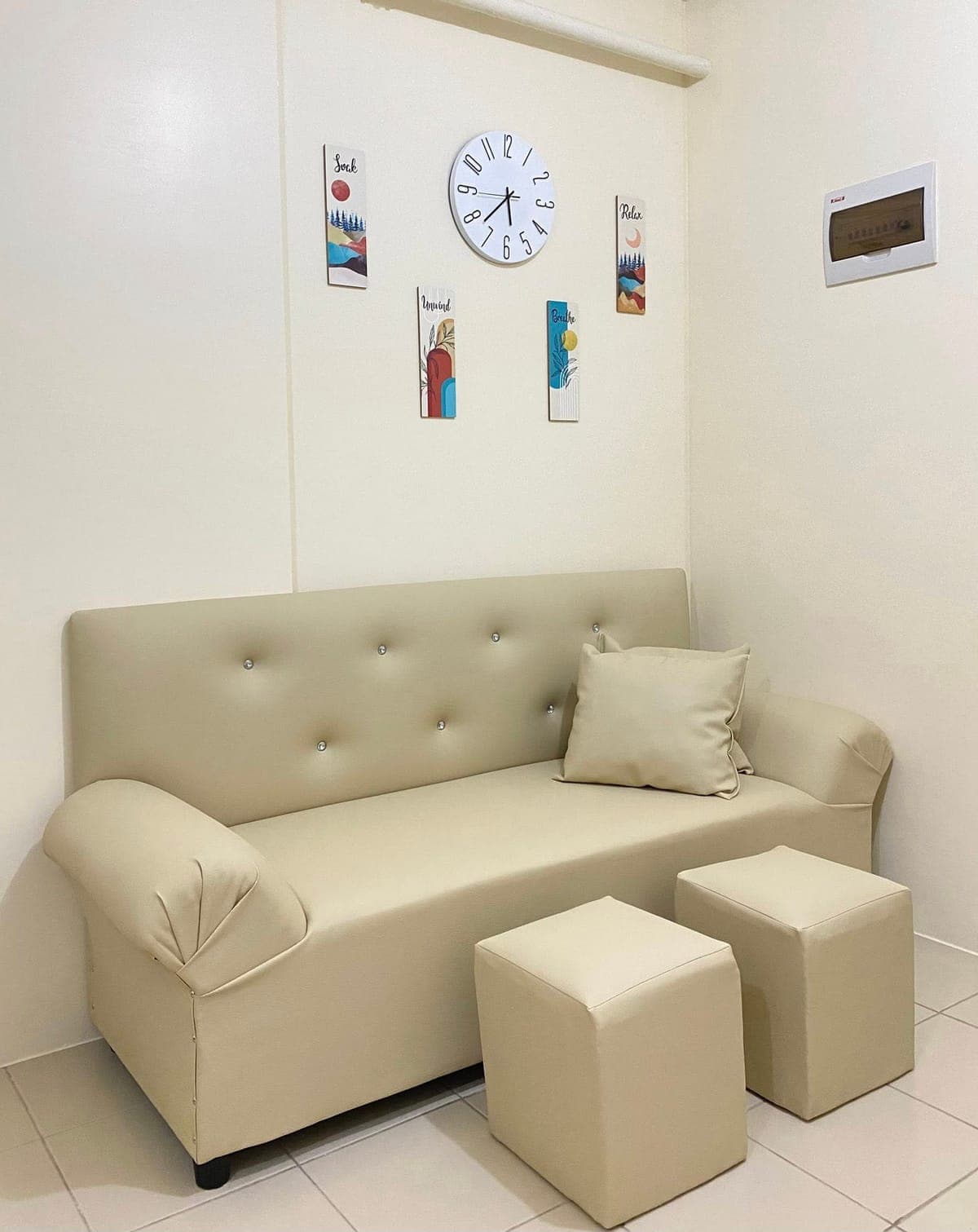 📣 Looking for 1 FEMALE TENANT - only P4,800 per month per pax (shared bedroom w/ 2 current tenants) - photo 8