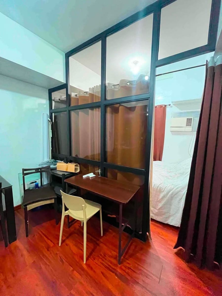Studio for Rent @ The Capital Towers - photo 2