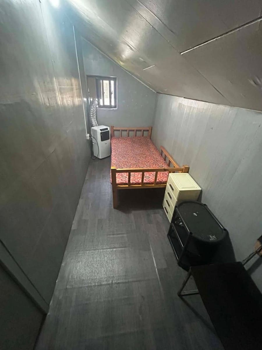 ROOM FOR RENT - photo 1