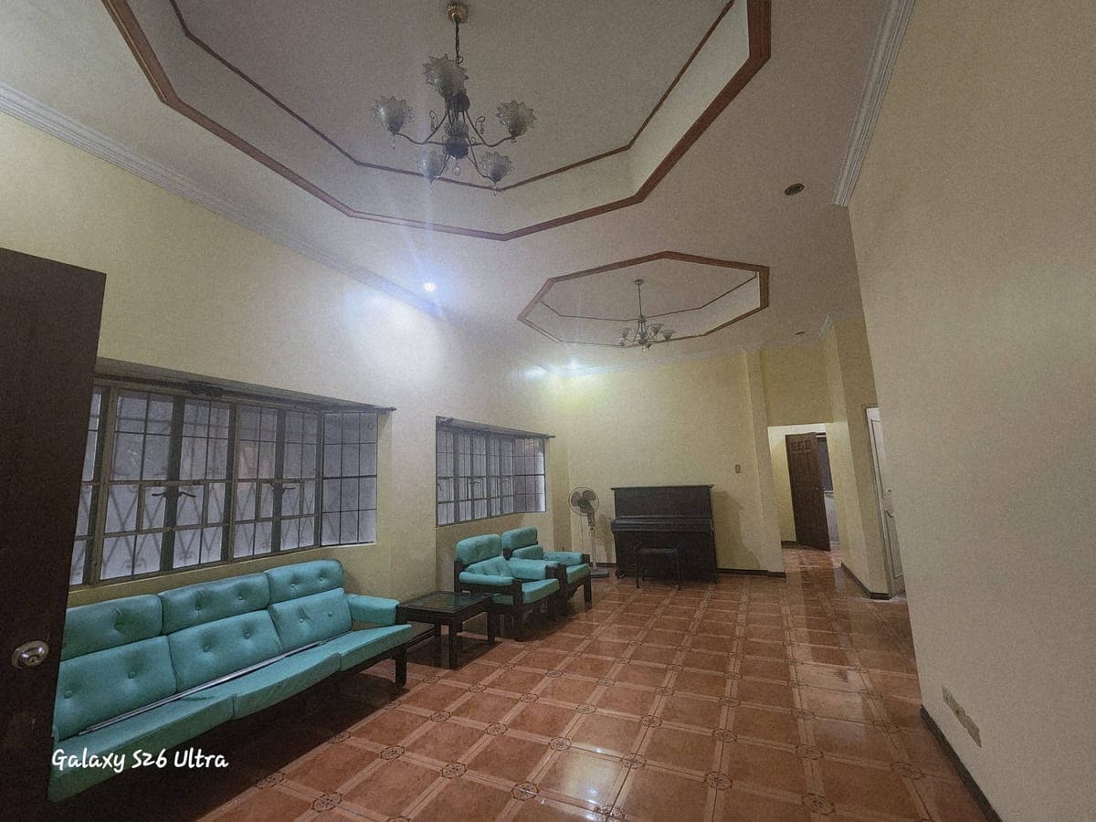 HOUSE FOR RENT – C. Raymundo, Pasig - photo 1