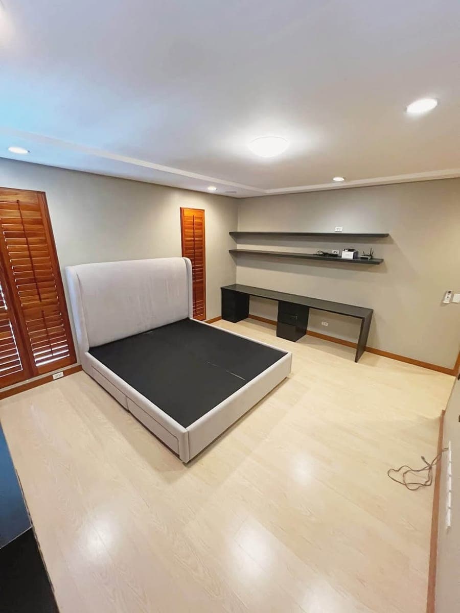 𝐅𝐎𝐑 𝐑𝐄𝐍𝐓: 3BR House and Lot with 3 parking at Glendale Heights, Quezon City - photo 3
