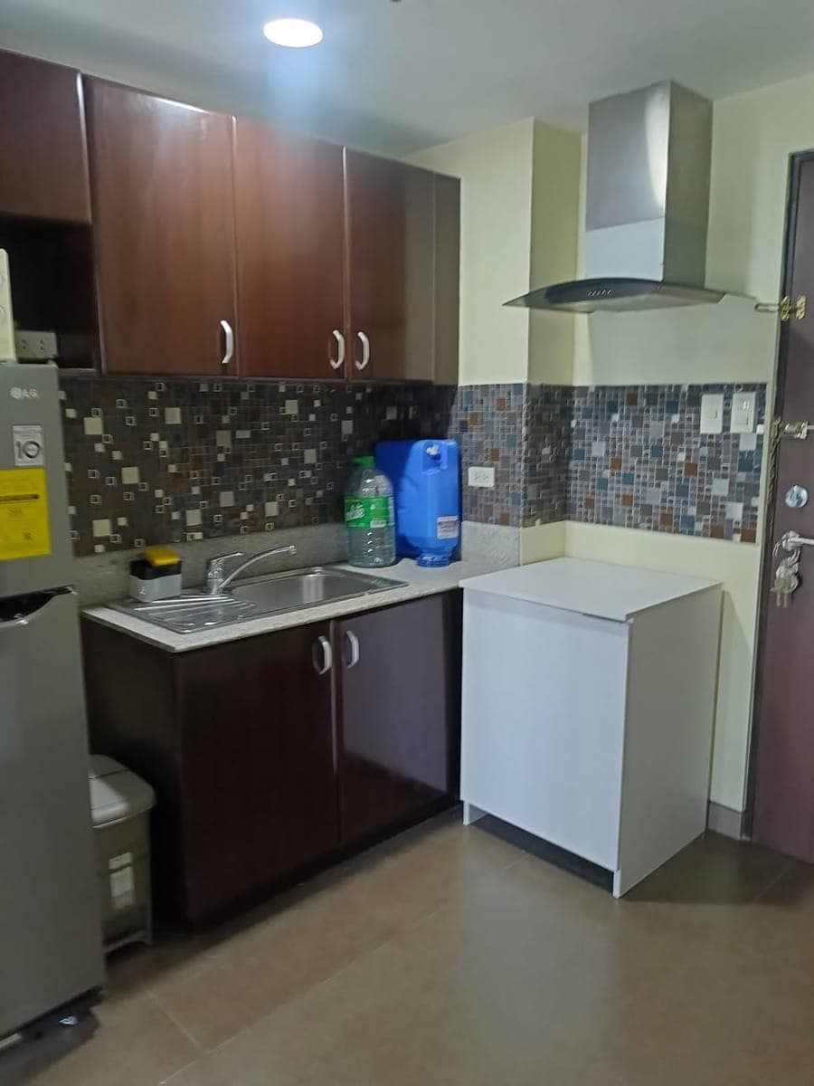 Studio fully furnished 20,000 Manhattan Cubao - photo 2