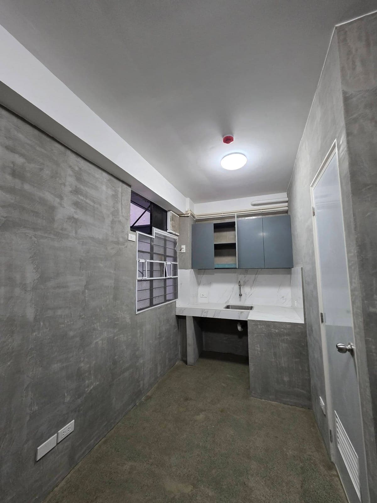 STUDIO TYPE APARTMENT FOR RENT - photo 1