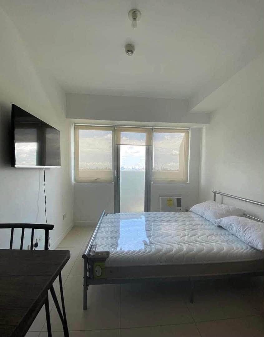 FOR RENT: ₱16,000/month. - Inclusive association dues - photo 2