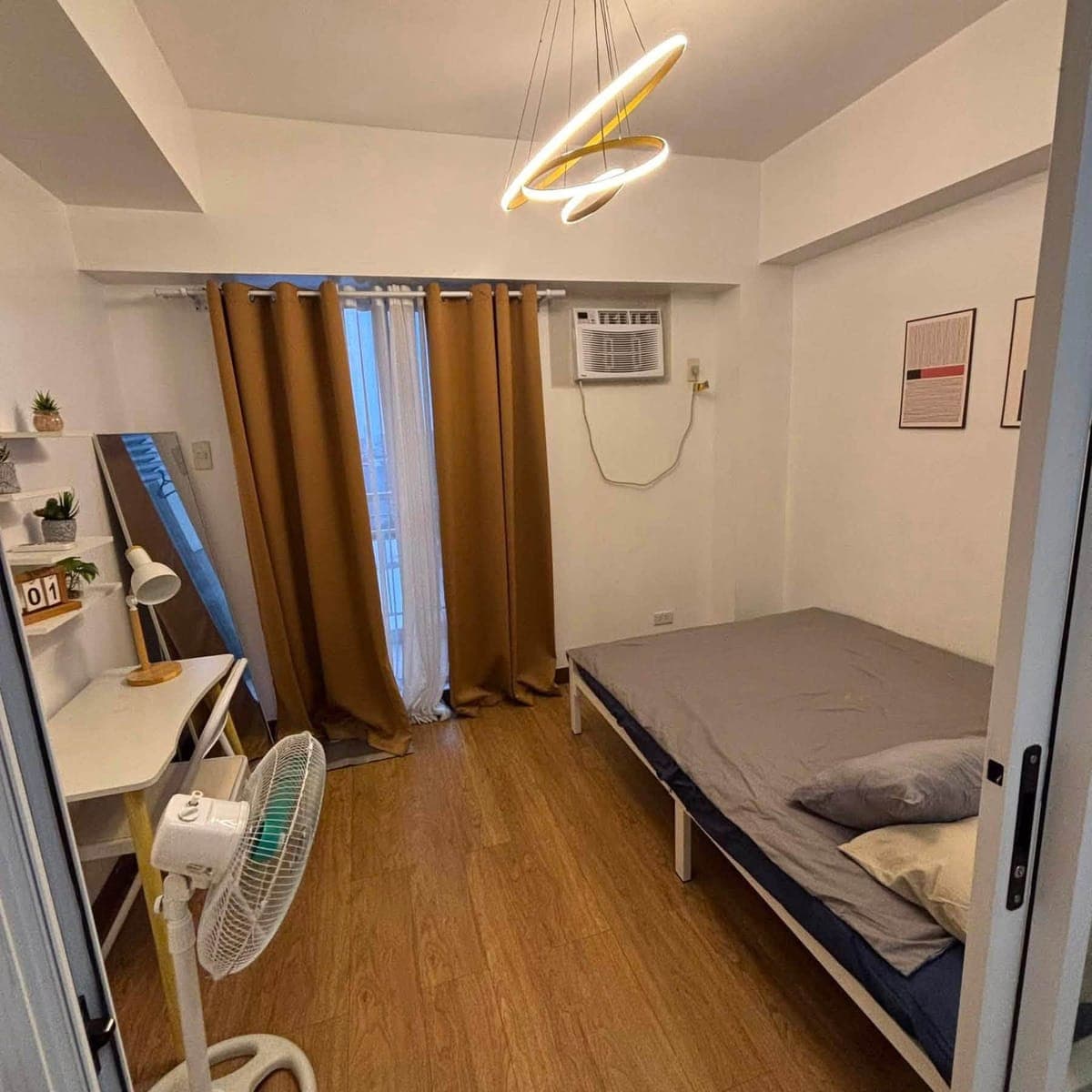 RUSH FOR RENT One Bedroom with balcony - photo 2