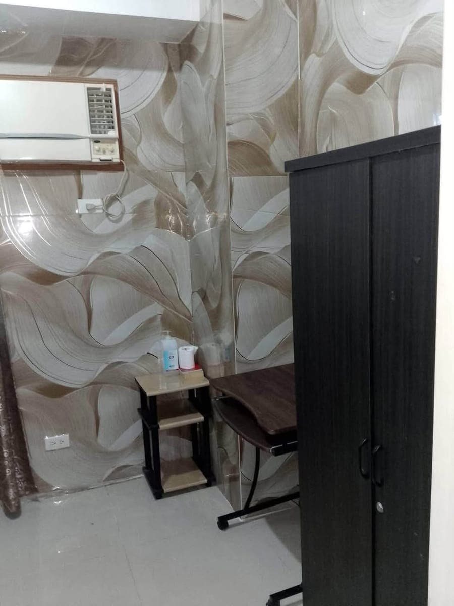 FOR RENT: ₱20,000/month. | Inclusive association dues - photo 5