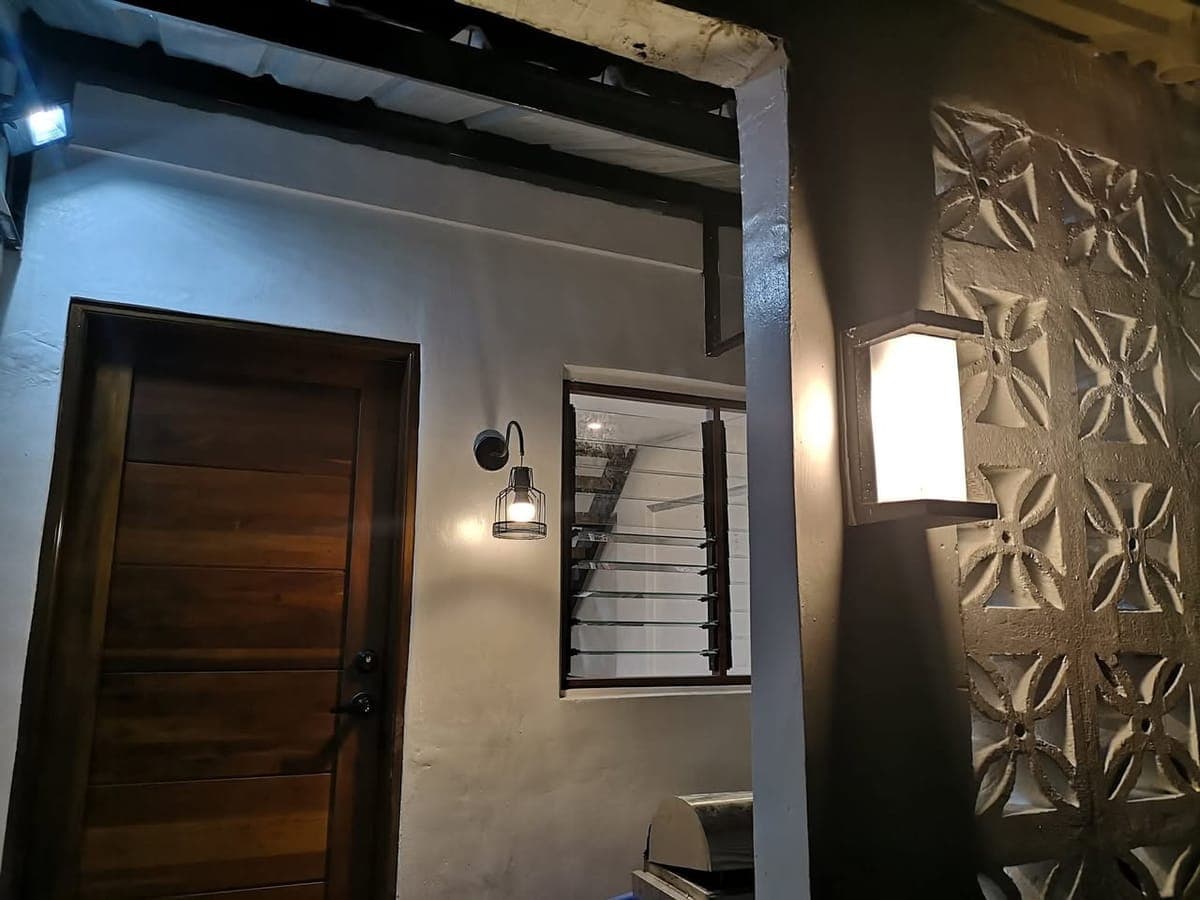House for Rent Along Molino Blvd Bacoor - photo 4