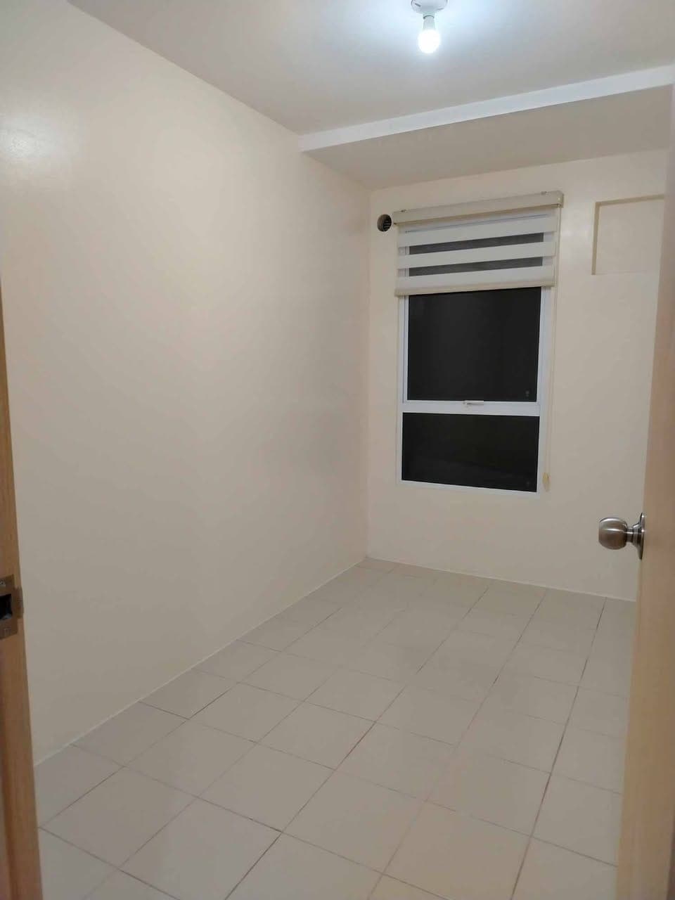 ‼️ Bare Unit for Rent ‼️ - photo 1