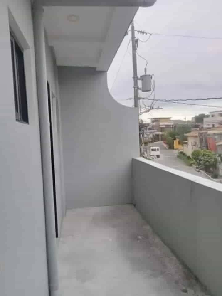 🏠 Las Pinas Room for Rent walking Distance Savemore Along Marcos Alvarez & Las Pinas Medical Center!🏠 - photo 4