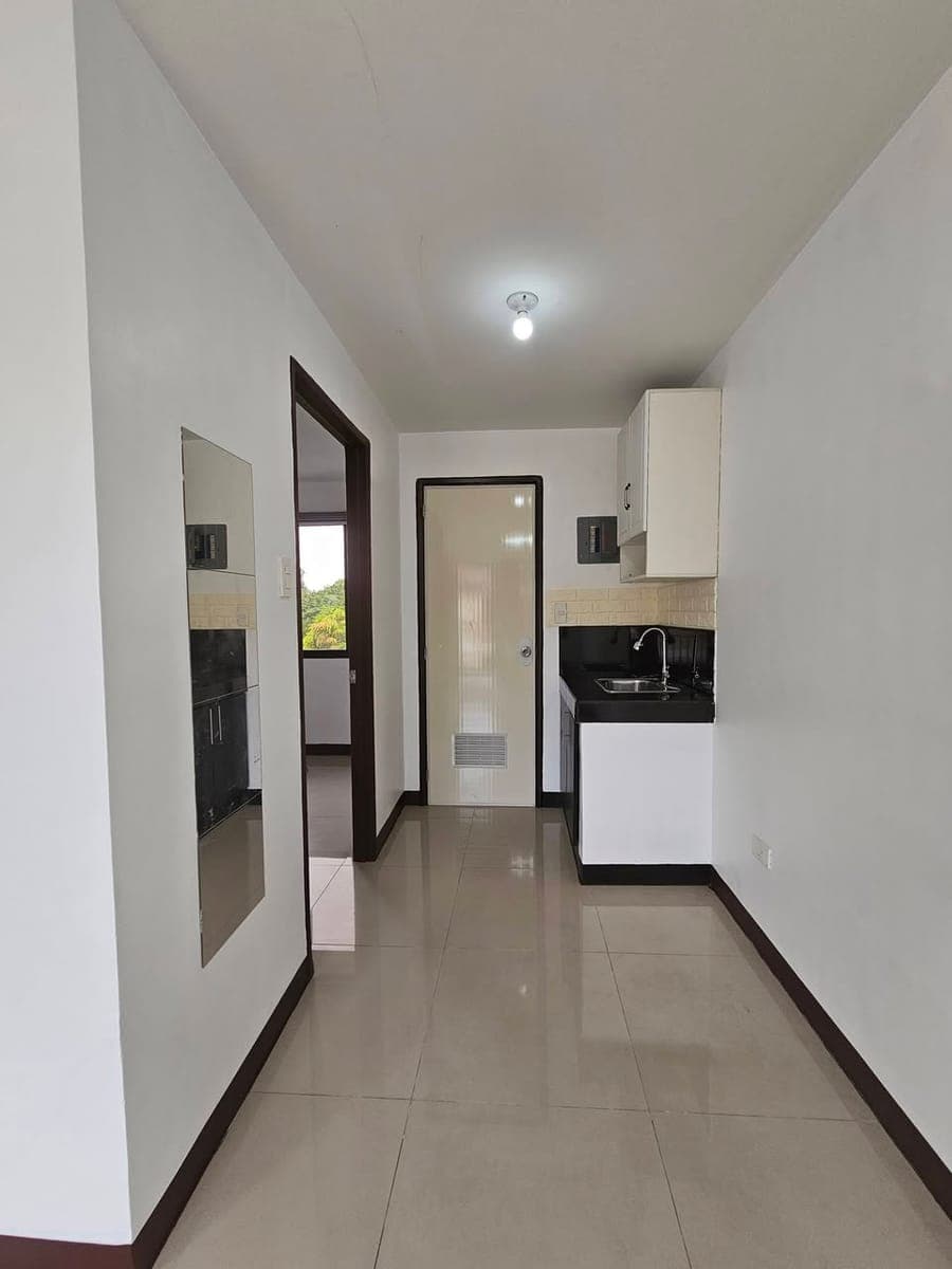 1 bedroom midrise condo unit for rent at St Veronica Villas in Putatan, Muntinlupa - photo 1