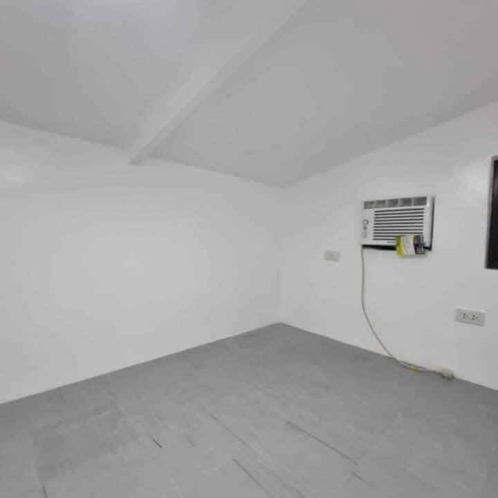 🏠  BRAND NEW STUDIO ROOMS with AIRCON for RENT!  Own Kitchen & Toilet & Bath. IKAW ang unang Titira! - photo 4