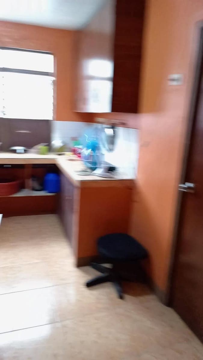 We have a vacant bed for 1 lady to share a room with another lady, common dining, kitchen and bathro... - photo 3