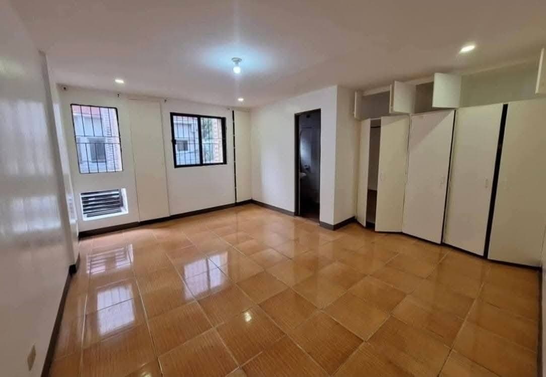 House for rent - photo 1