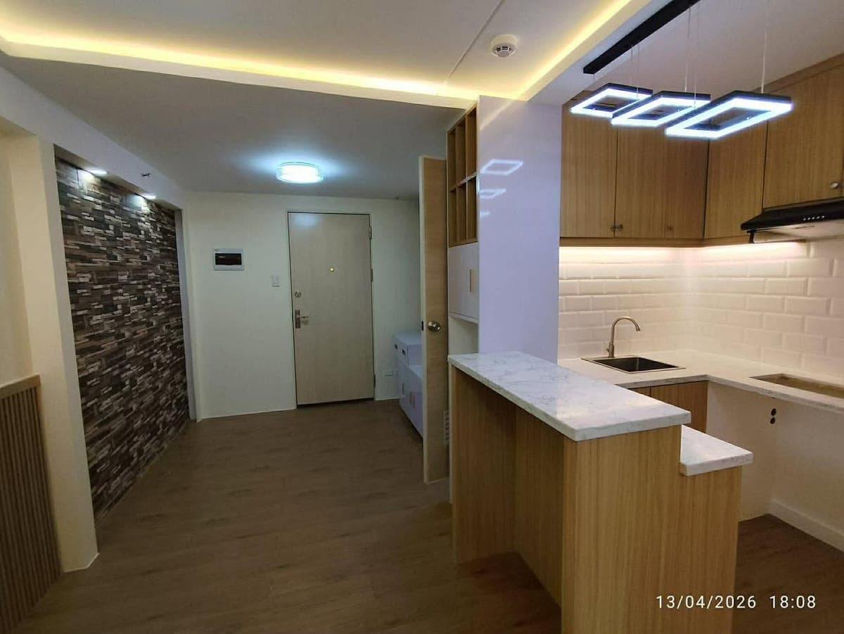 SEMI FURNISHED 2BEDROOM - photo 1