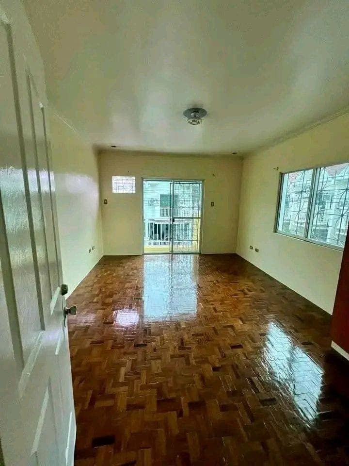 Corner Lot Townhouse For RENT/ LEASE - photo 1