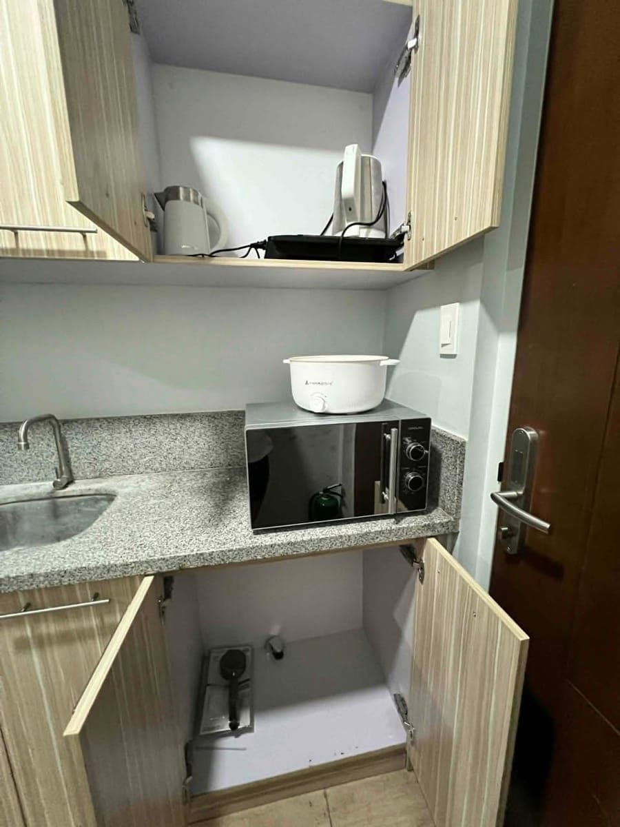 CONDO UNIT for RENT! ( studio type) - photo 4