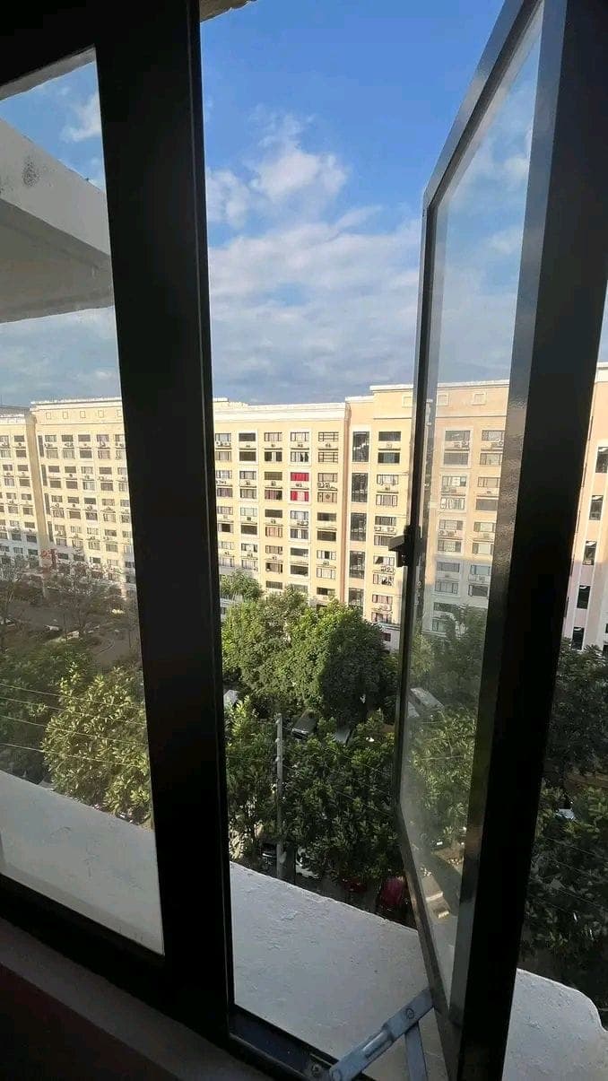 FOR RENT : - photo 4