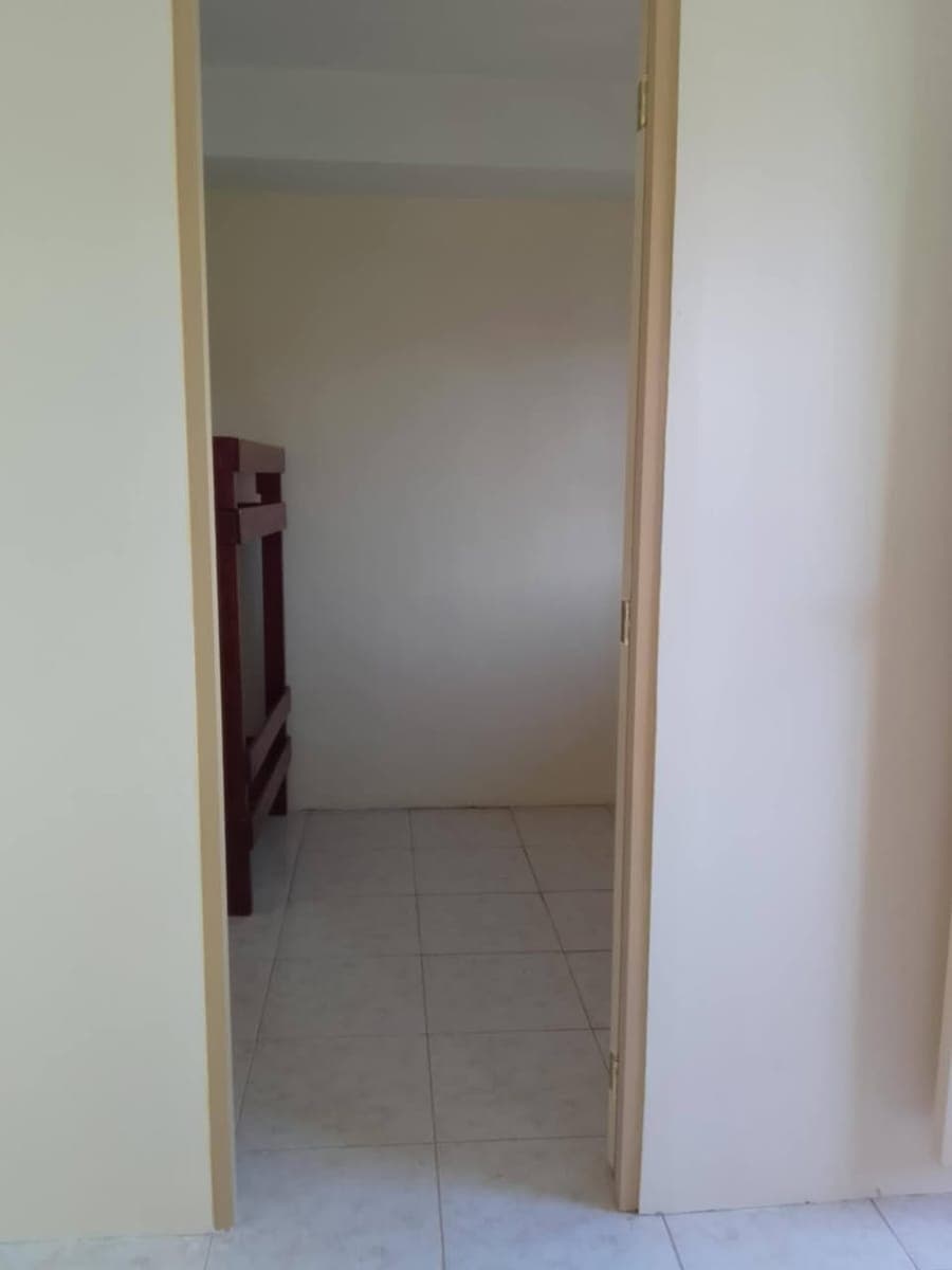 Available po for rent 1 studio type and 1 with a room ,message po for details - photo 2