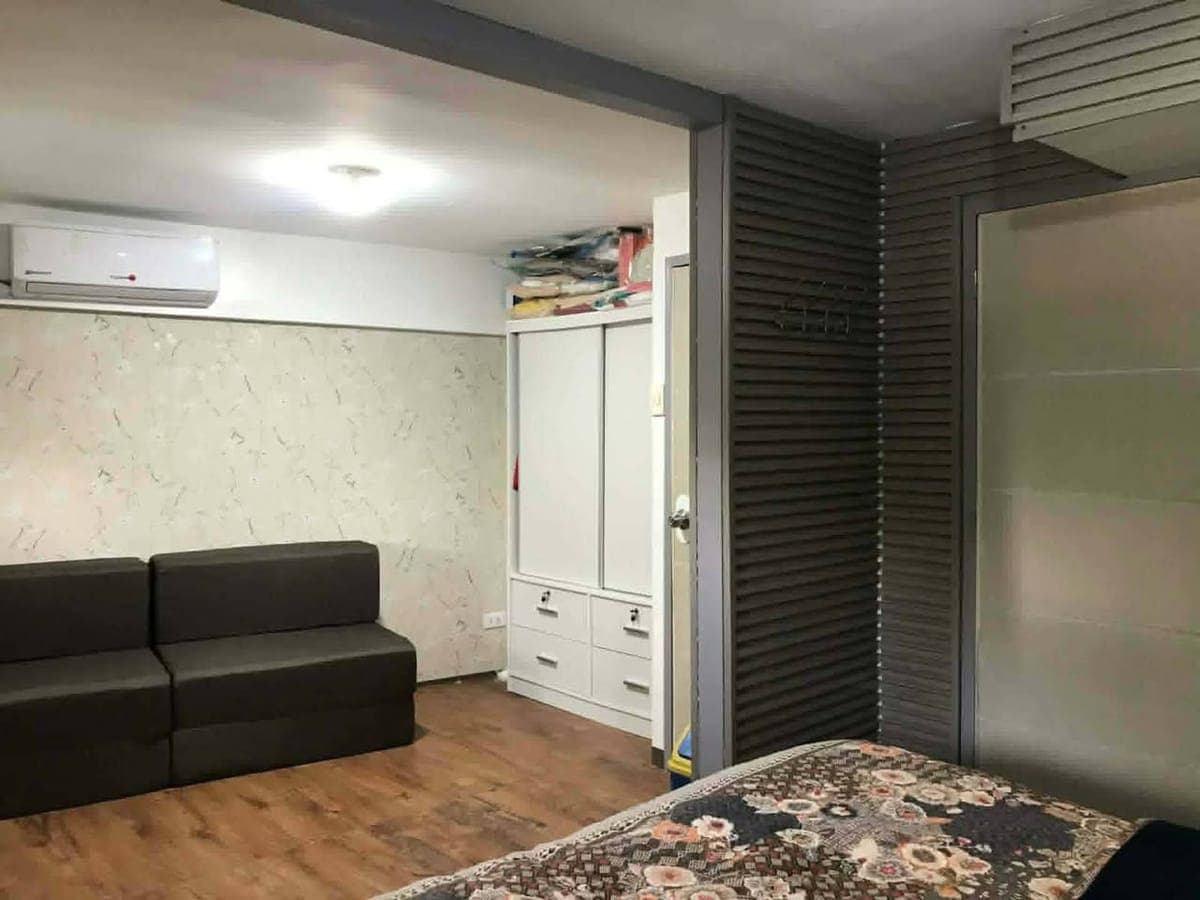UNIT A FOR RENT - photo 2