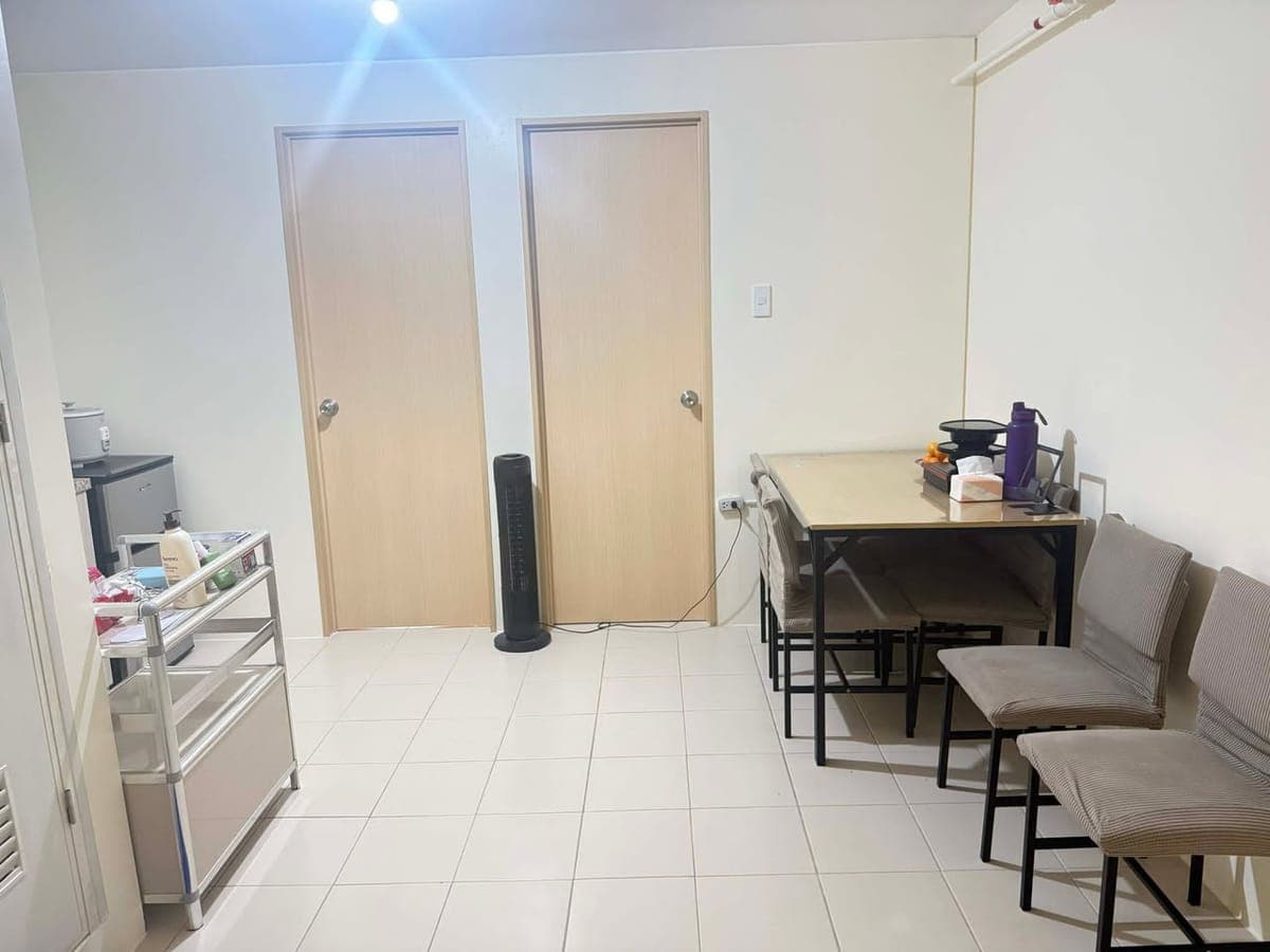 SEMI FURNISHED 2BEDROOM - photo 2