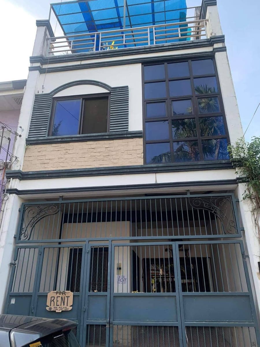 House for Rent ‼️ - photo 1