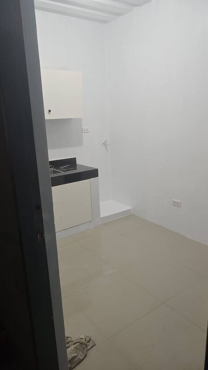 1 Bedroom Apartment for Rent - photo 3