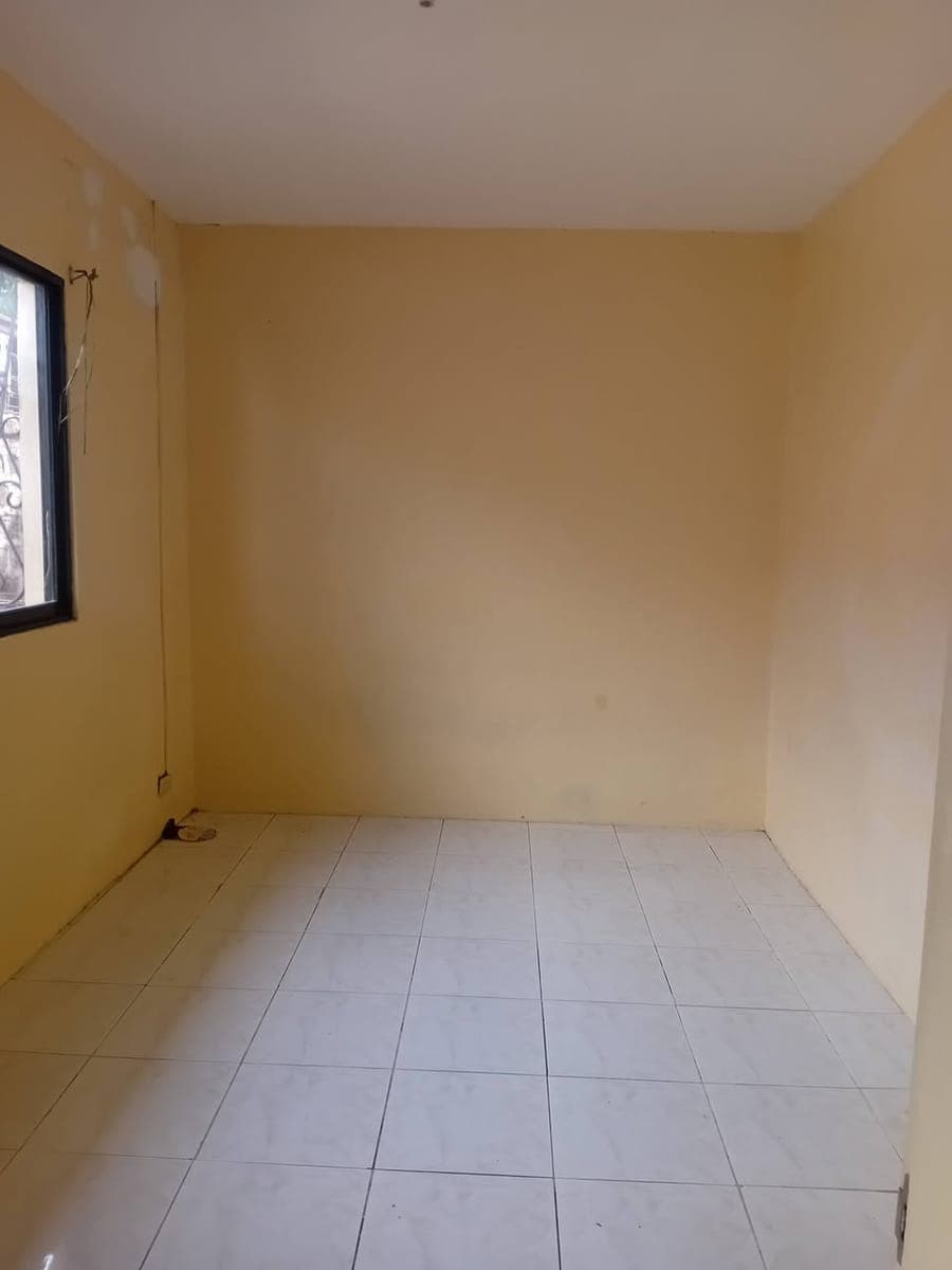 2-bedroom apartment available for rent in Soldiers Hills Muntinlupa - photo 4