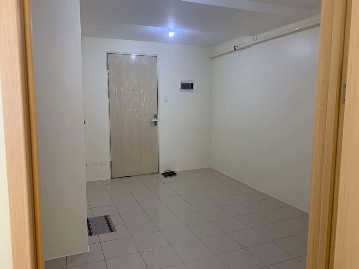 FOR RENT: BARE UNIT👌 ✨ - photo 4