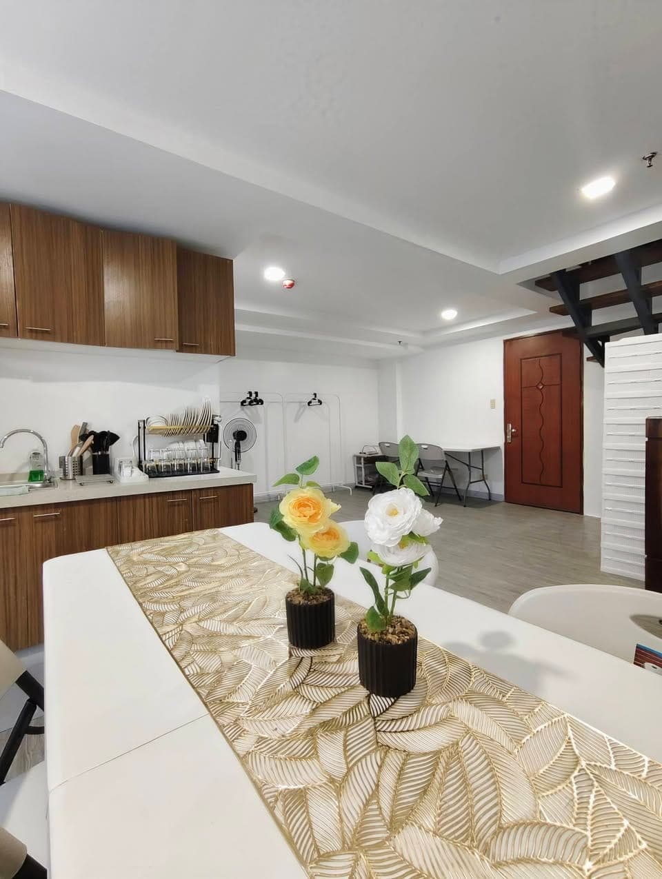 🏠 CONDO SHARING FOR RENT – ADB Avenue Tower, Ortigas, Pasig City! - photo 1