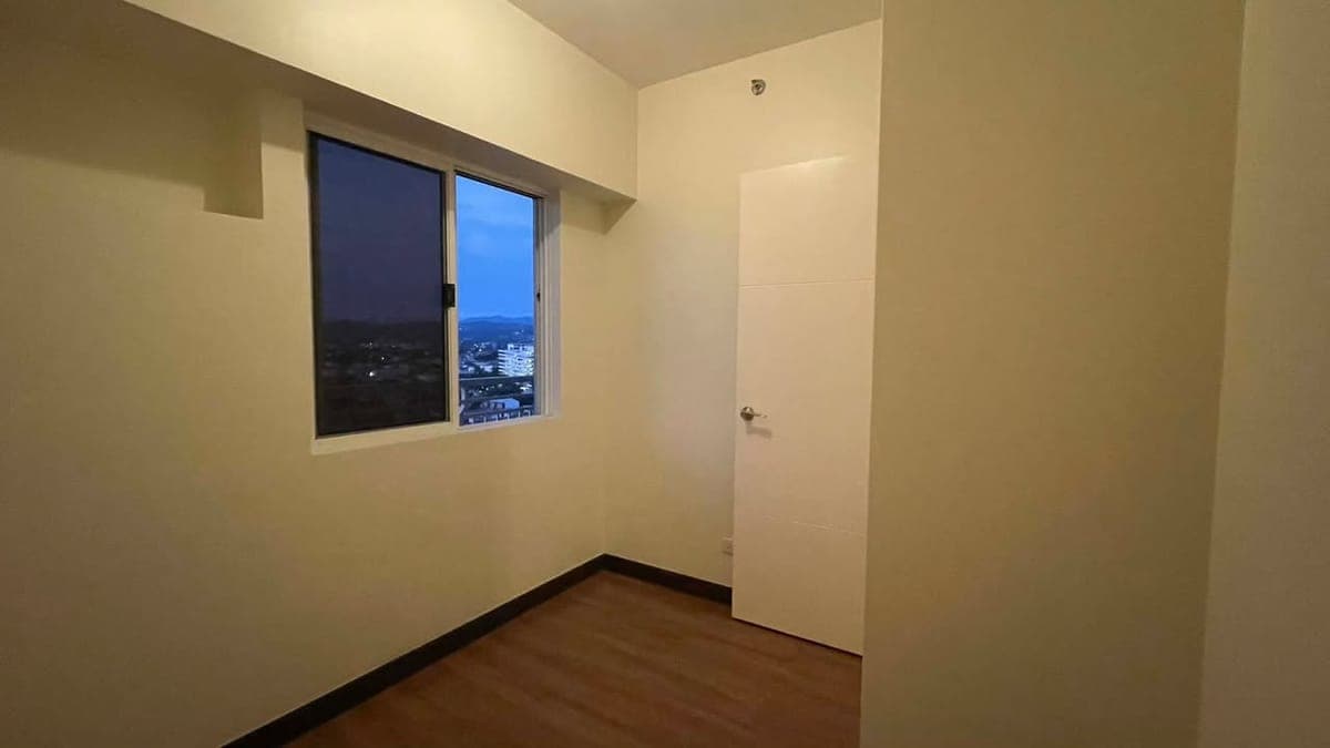‼️2BR BARE UNIT FOR RENT‼️ - photo 4