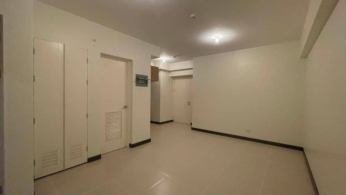 ‼️2BR BARE UNIT FOR RENT‼️ - photo 5