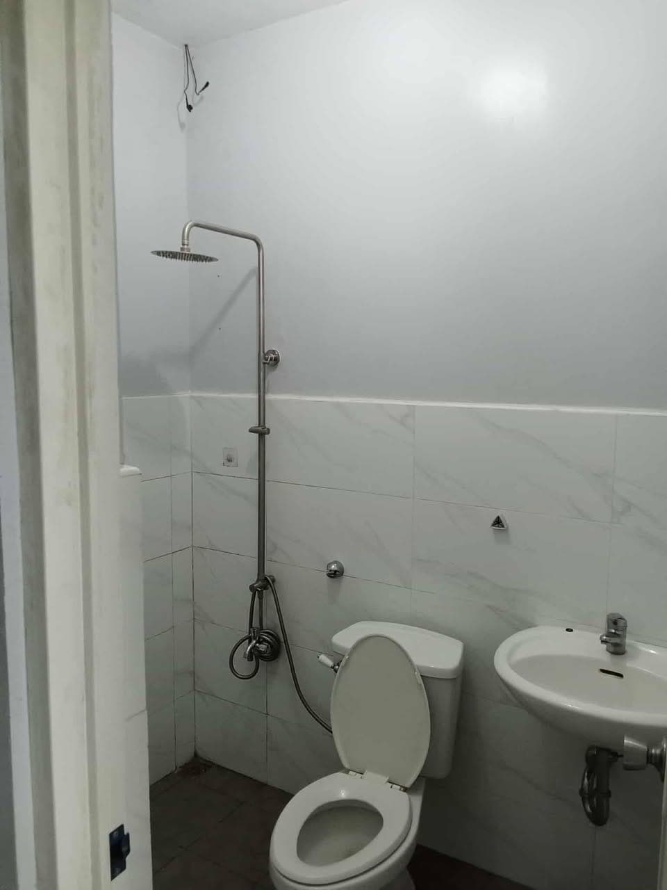 FOR RENT – Greenwoods Executive Village Pasig/Cainta - photo 3