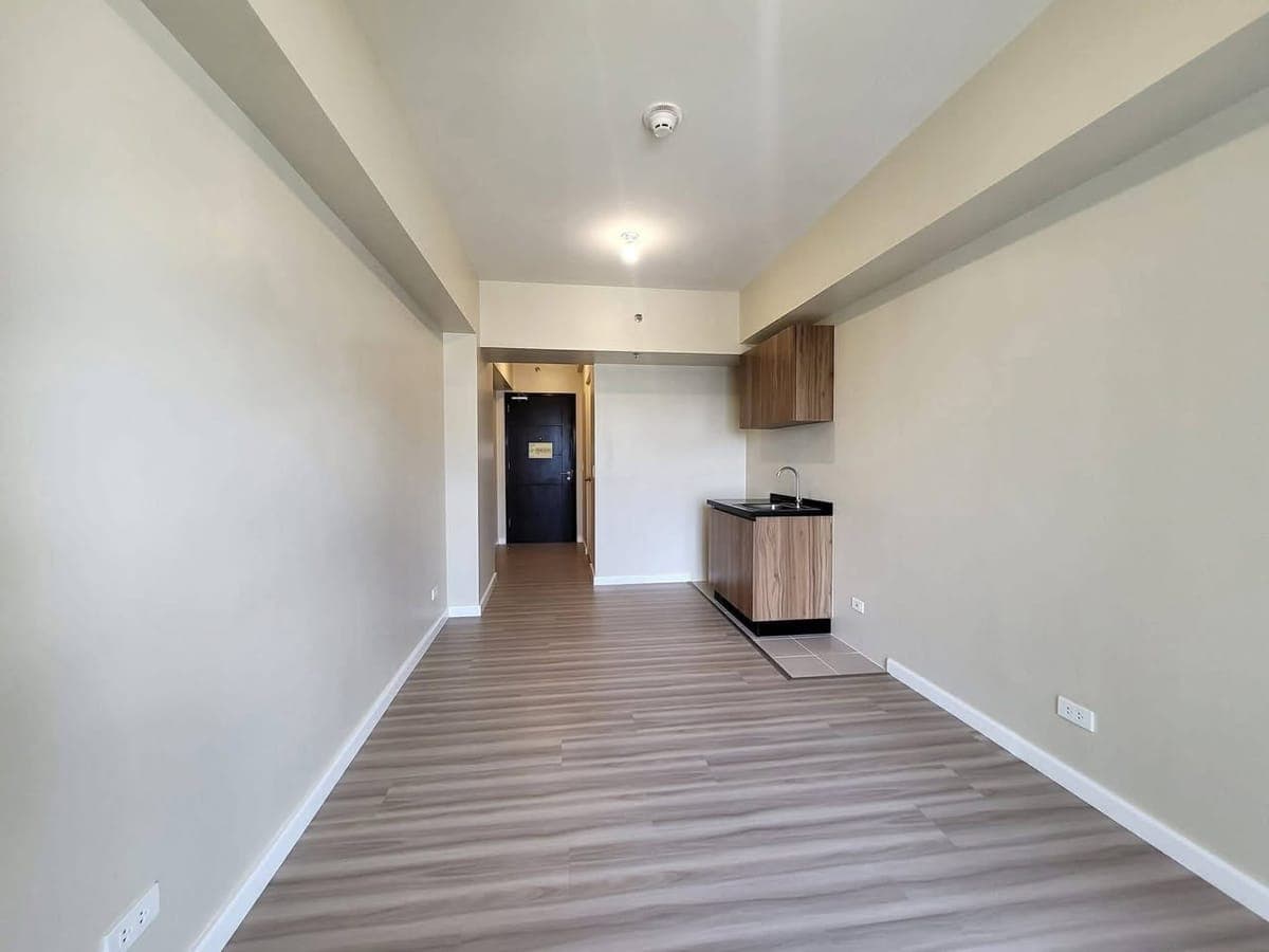 RENT NOW — ₱15,000/month - photo 3