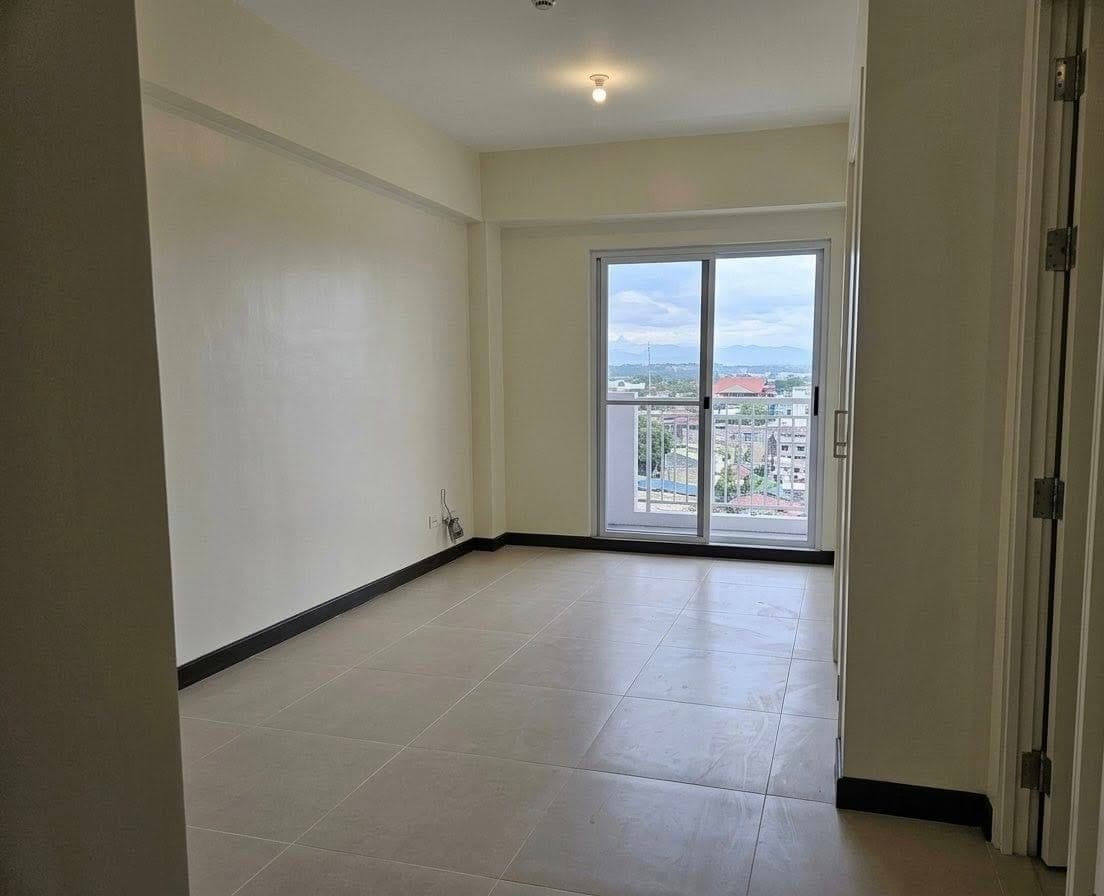 2 BEDROOM WITH PARKING FOR RENT‼️ - photo 1