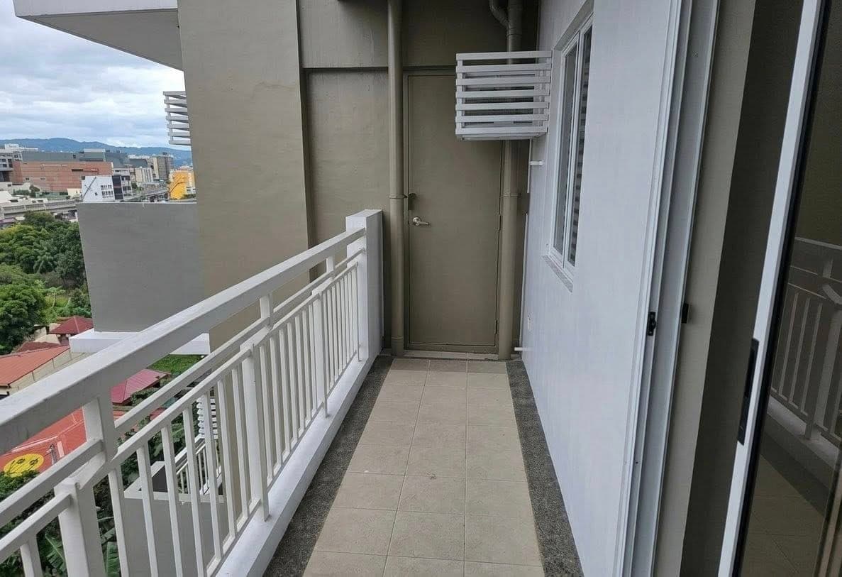 2 BEDROOM WITH PARKING FOR RENT‼️ - photo 3