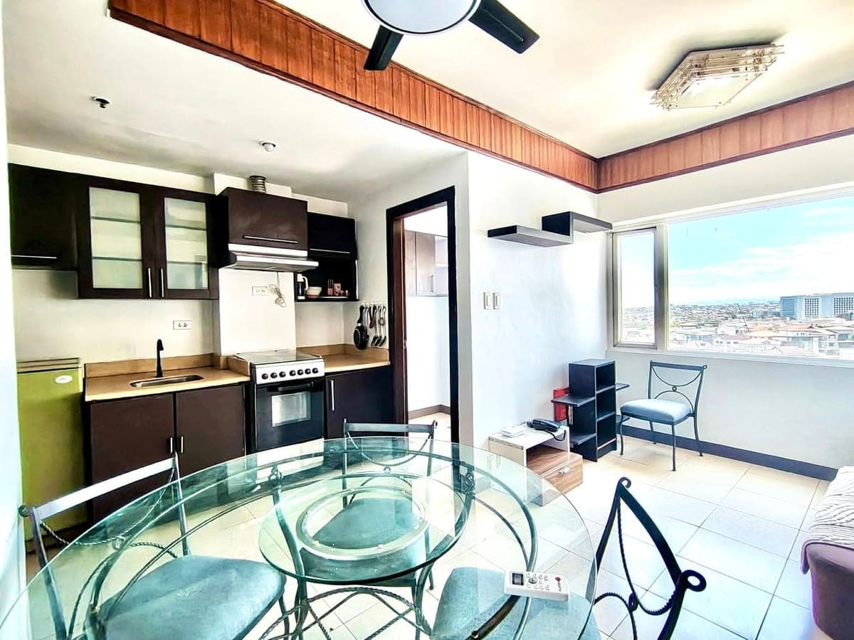 FOR RENT 3 BEDROOM UNIT - photo 1